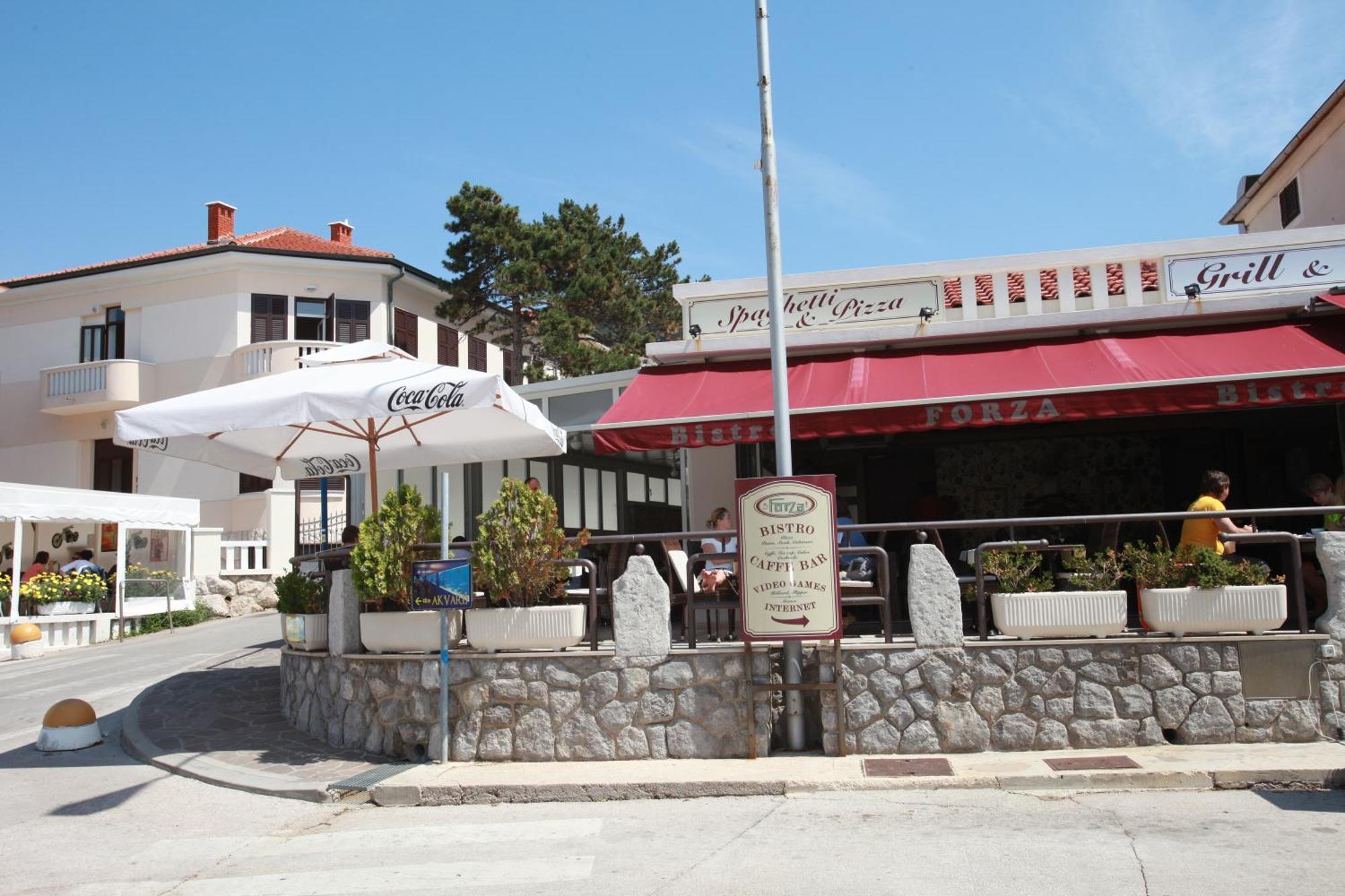 Apartment & Rooms Three Angels Baška Exteriör bild