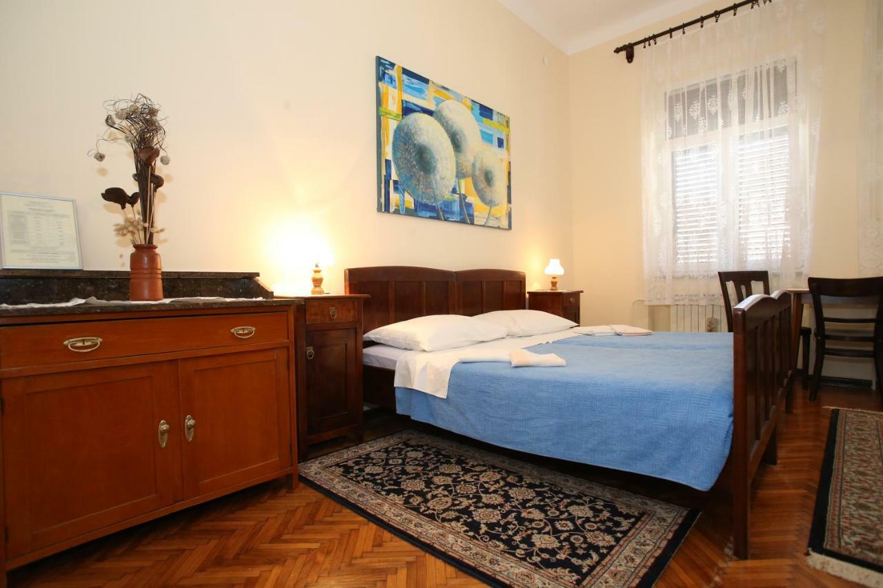 Apartment & Rooms Three Angels Baška Exteriör bild