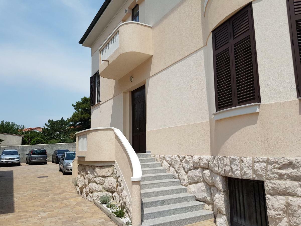 Apartment & Rooms Three Angels Baška Exteriör bild